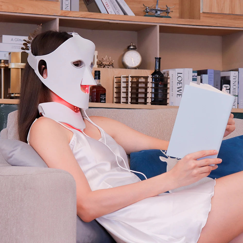 7 Colors LED Silicone Beauty Machine Skin Care Face Mask for Home Use